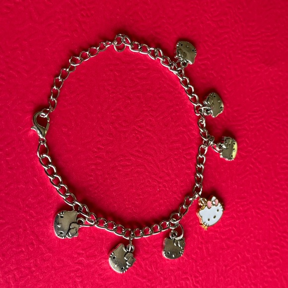 Hello Kitty Bracelet - Adjustable - Picture 7 of 8